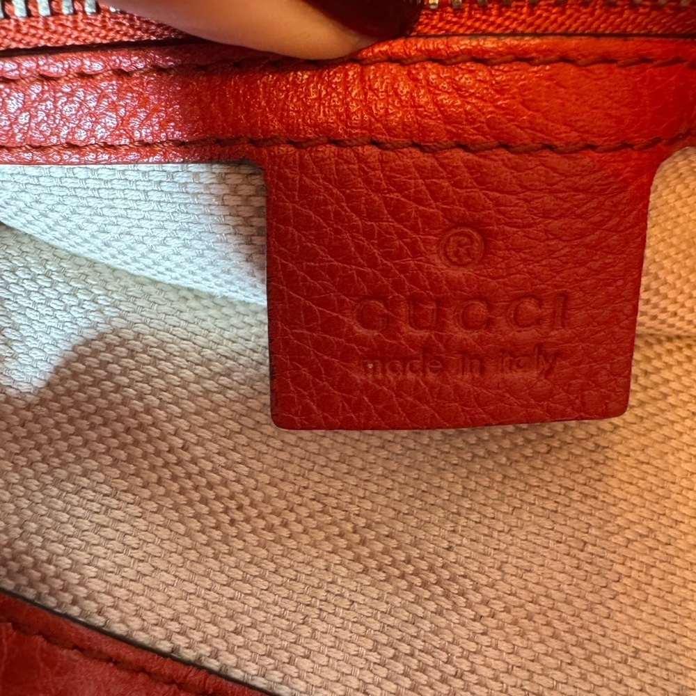SALE
AUTHENTIC Gucci SoHo Leather Handbag - Picture 10 of 14